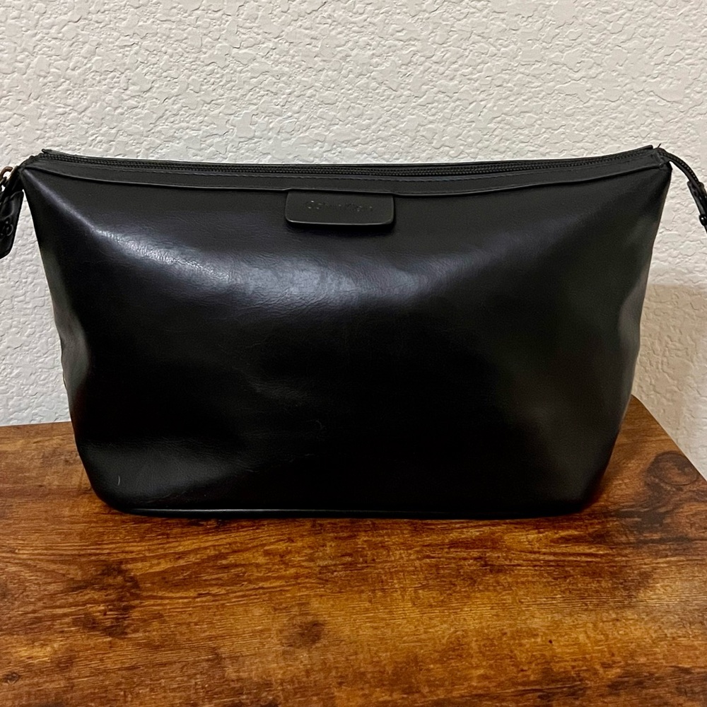 Calvin Klein Black Toiletry Bag Sleek Minimalist Design
